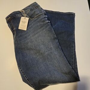 Torrid Womans Relaxed Boot Jeans Size 20R NWT